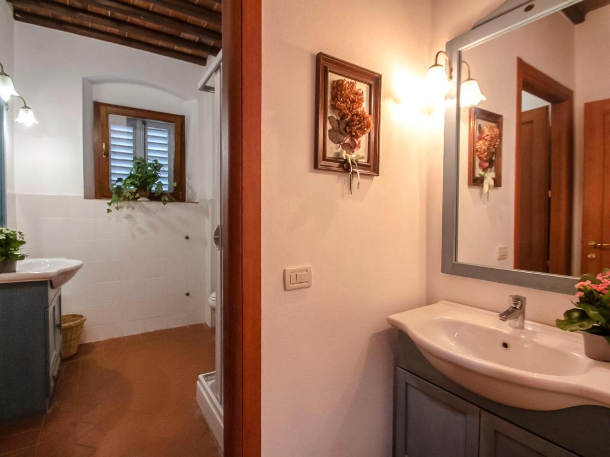 Apartment Aurora By Interhome Serravalle Pistoiese Luaran gambar